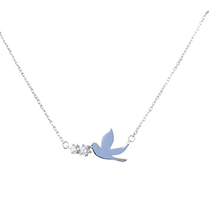 Collier hirondelle argenté minimaliste pour femme avec pendentif oiseau et cristaux