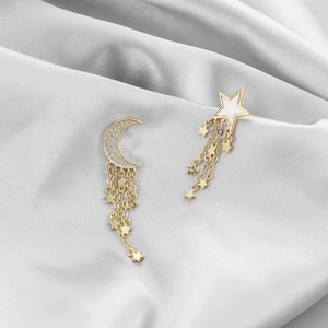 Elegant gold asymmetric moon and star tassel earrings with rhinestones on silk