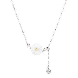 Elegant 925 sterling silver necklace with daisy pendant and zircon tassel accents