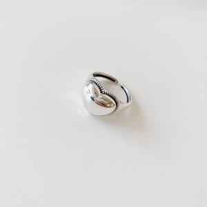 Anello a cuore in argento sterling S925 lucido con bordo perlato vintage e fascia aperta