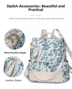 Détails du sac à dos vintage fleuri avec fermetures éclair doubles et accents en cuir