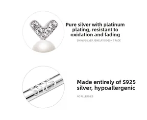 Détail du clou en argent S925 avec zircons pavés et perle montrant le poinçon