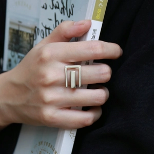 Minimalist 925 silver geometric open ring with hollow rectangular design for women