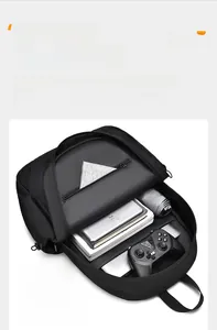 Vue détaillée de l'intérieur du sac à dos pour ordinateur avec compartiment de 15,6 pouces