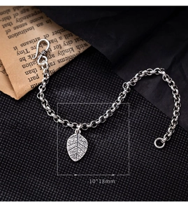 Retro S925 sterling silver chain bracelet featuring a detailed 10x18mm leaf pendant charm