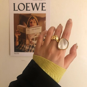 Bague Géométrique Irrégulière Laiton Plaqué Or Incrustation Nacre Blanche Coquille Bijoux Esthétiques Minimalistes Rétro Femmes
