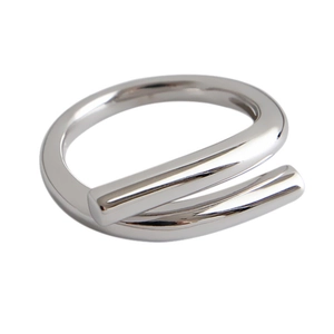 Minimalist S925 sterling silver open ring featuring an irregular geometric bar design