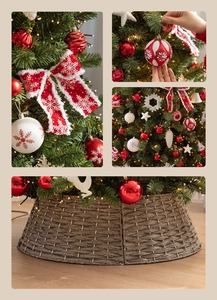 Détails du nœud rouge, boules de Noël et cache-pied de sapin tressé marron