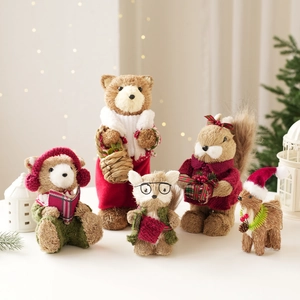 Handcrafted Straw Woven Christmas Animal Ornament Desktop Decor Sisal Bear Squirrel Reindeer Hedgehog Xmas Party Figurine