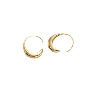 Minimalist golden C-shape crescent hoop earrings with high-polished mirror finish