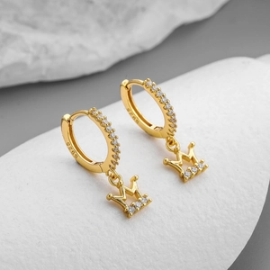 Close-up of S925 sterling silver gold crown hoop earrings with micro-set zircon stones