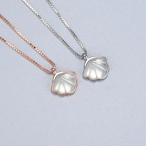 Shell Pendant Necklace White Mother Of Artificial Pearl Copper Box Chain Elegant Minimalist Clavicle Jewelry Gift For Women
