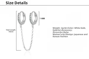 Vue détaillée de la boucle d'oreille double en argent S925 avec chaîne et zircon