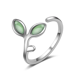 Adjustable S925 sterling silver ring featuring green cat eye stone leaf design