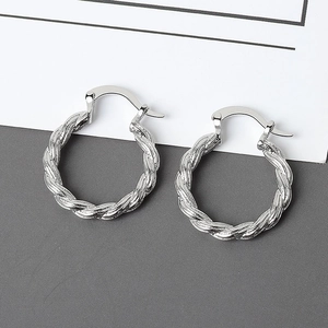 Elegant S925 sterling silver hoop earrings featuring a vintage twisted rope design