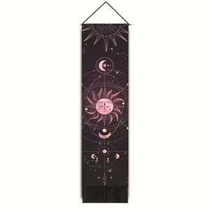 Tapisserie bohème avec éclipse soleil et lune, motifs astrologie violette et glands