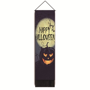 Dettaglio banner di Halloween con zucca luminosa, ragnatele e testo Happy Halloween