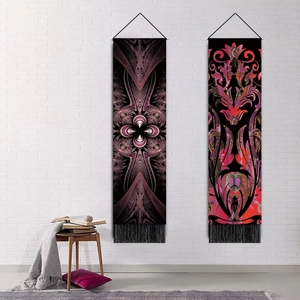 Tapisseries murales bohèmes avec motifs floraux, franges noires et design symétrique moderne