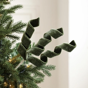 Set di decorazioni a spirale in velluto verde scuro per l'albero di Natale con luci