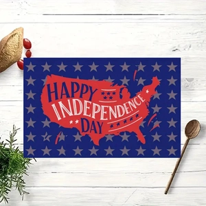 Set de table fête nationale avec silhouette carte USA et étoiles sur table en bois