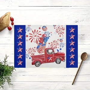 Détail d'un set de table fête nationale USA avec camion vintage rouge et feux d'artifice