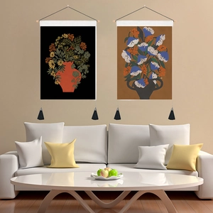 Set de tapices bohemios con diseño floral, varilla de madera y detalles de borlas