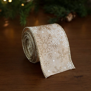 Nastro di Natale color oro champagne con fiocchi di neve bianchi per decorazione