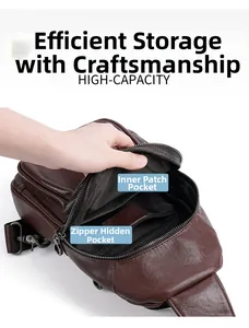 Détail de l'intérieur du sac de poitrine en cuir avec grande capacité et poche zippée