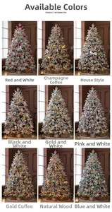 Sammlung weißer beflockter Weihnachtsbäume mit verschiedenen Ornamenten und Beleuchtung