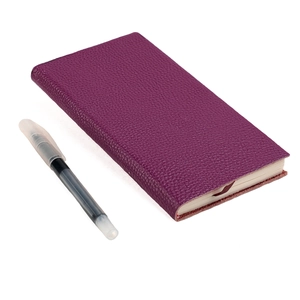 Carnet B5 en cuir véritable violet avec pages crème et marque-page assorti en tissu
