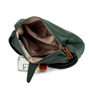 Deep green lychee leather underarm bag with metal zipper and dual inner pockets