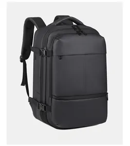 Vue détaillée du sac à dos business noir imperméable avec boucles et bretelles respirantes