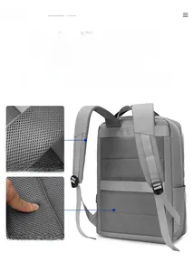 Detail of the 3D honeycomb mesh back padding for breathable and shockproof support
