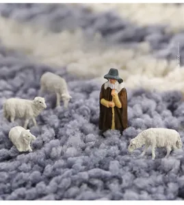Vue macro des fibres de microfibre épaisses et douces avec des moutons miniatures