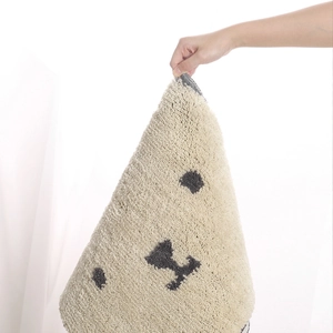 Weiche beige Beflockte Türmatte mit Tiermotiv und Rutschfeste Unterseite für Schlafzimmer