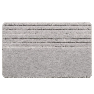 Alfombra de baño gruesa de microfibra gris con tiras antideslizantes para entrada