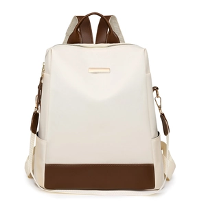 Sac à dos chic en tissu Oxford beige et marron avec finitions en métal doré