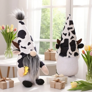 Gnome en peluche à motif vache avec cornes et tournesol pour décoration intérieure