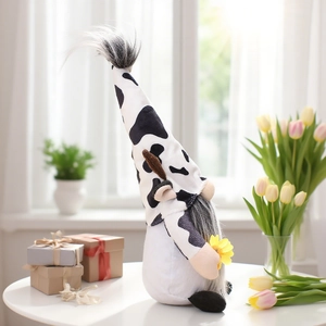 Gnome en peluche à motif vache avec barbe grise et fleur jaune décorative