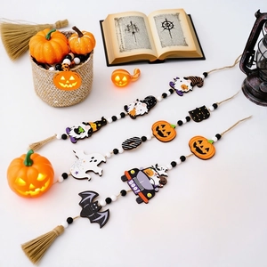 Ghirlanda di perle di legno per Halloween con ciondoli a fantasma per decoro rustico