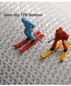 Detail showing the TPR anti-slip backing with a diamond texture on a grey bath mat