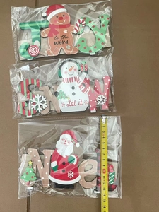 Three-piece Christmas wooden desk decor set measuring 16cm with festive characters