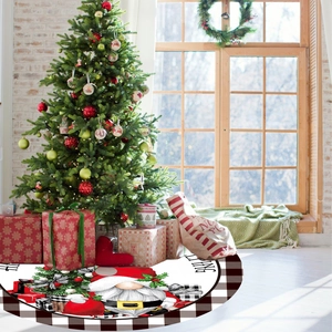 Jupe de sapin de Noël de 120 cm avec motifs de gnomes et bordure à carreaux noir blanc