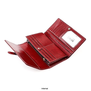 Détail de l'intérieur d'un portefeuille rouge avec blocage RFID et porte-cartes