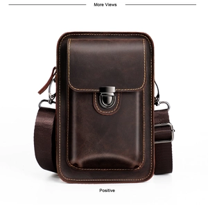 Dettaglio borsa in pelle crazy horse con fibbia in metallo e cuciture a contrasto