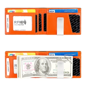 Detailansicht der orangefarbenen Ledergeldbörse mit RFID-Schutz, Kartenfächern und Geldclip