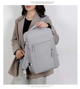Dettaglio dello zaino porta pc grigio impermeabile con spallacci ergonomici in rete