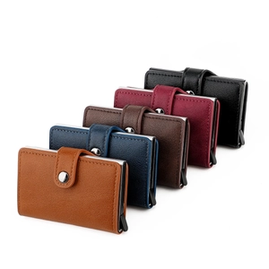 Porte-cartes automatique en aluminium et cuir PU disponible en plusieurs couleurs