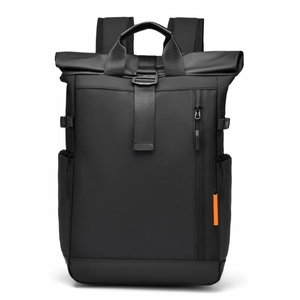 Zaino roll-top nero opaco impermeabile ad alta capacità per outdoor e lavoro moderno