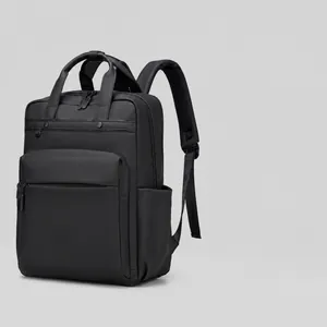 Vue avant d'un sac à dos noir mat pour ordinateur portable avec plusieurs poches zippées
